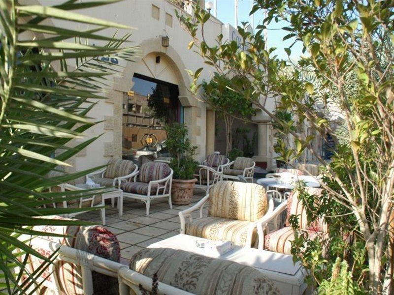 Hotel Golden Tulip
