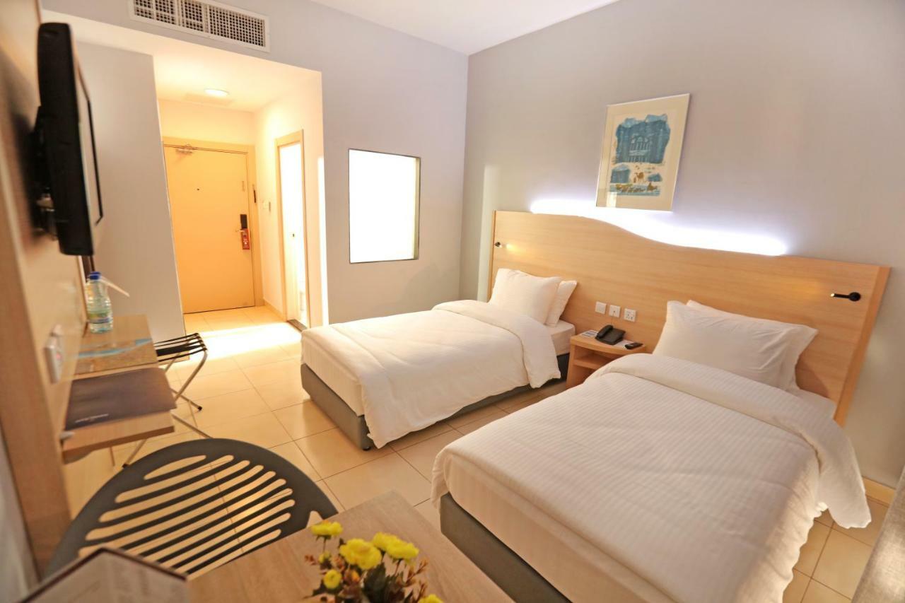 Golden Tulip Hotel
