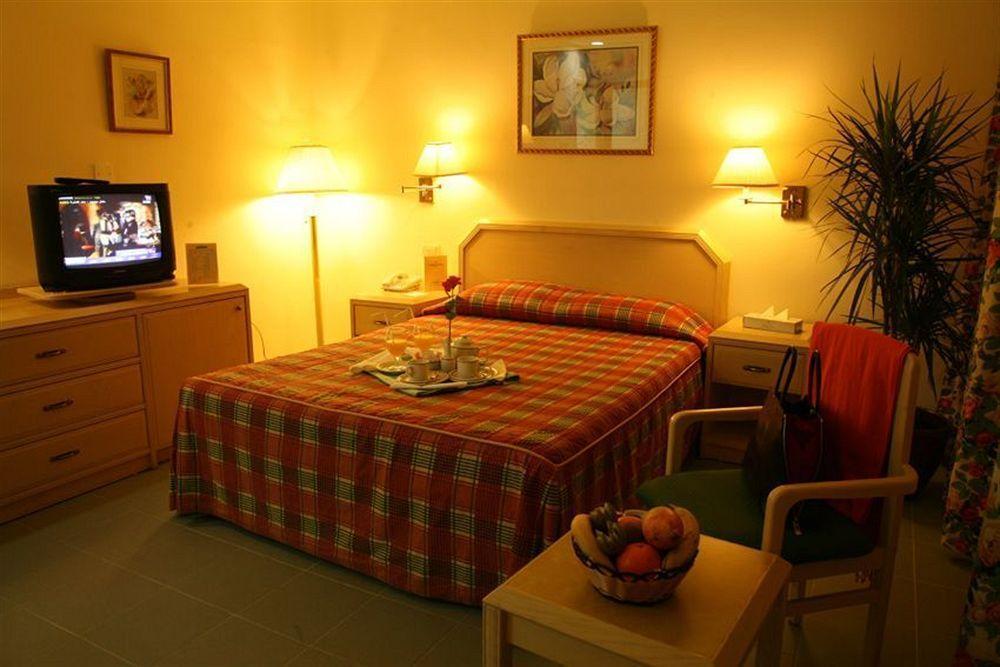 Golden Tulip Hotel Akaba